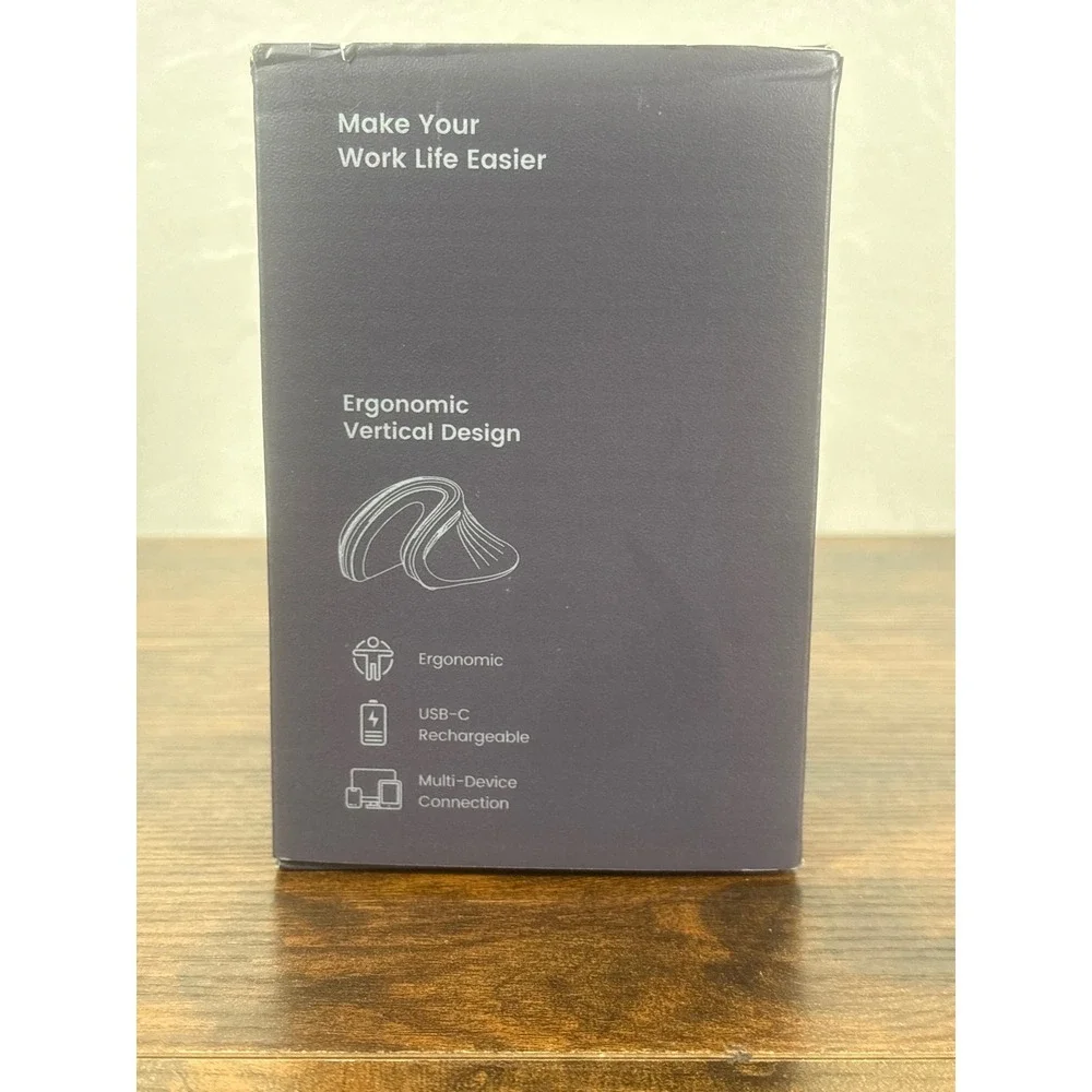 ProtoArc EM11 NL White Ergonomic Vertical Mouse Wireless Bluetooth Rechargeable
